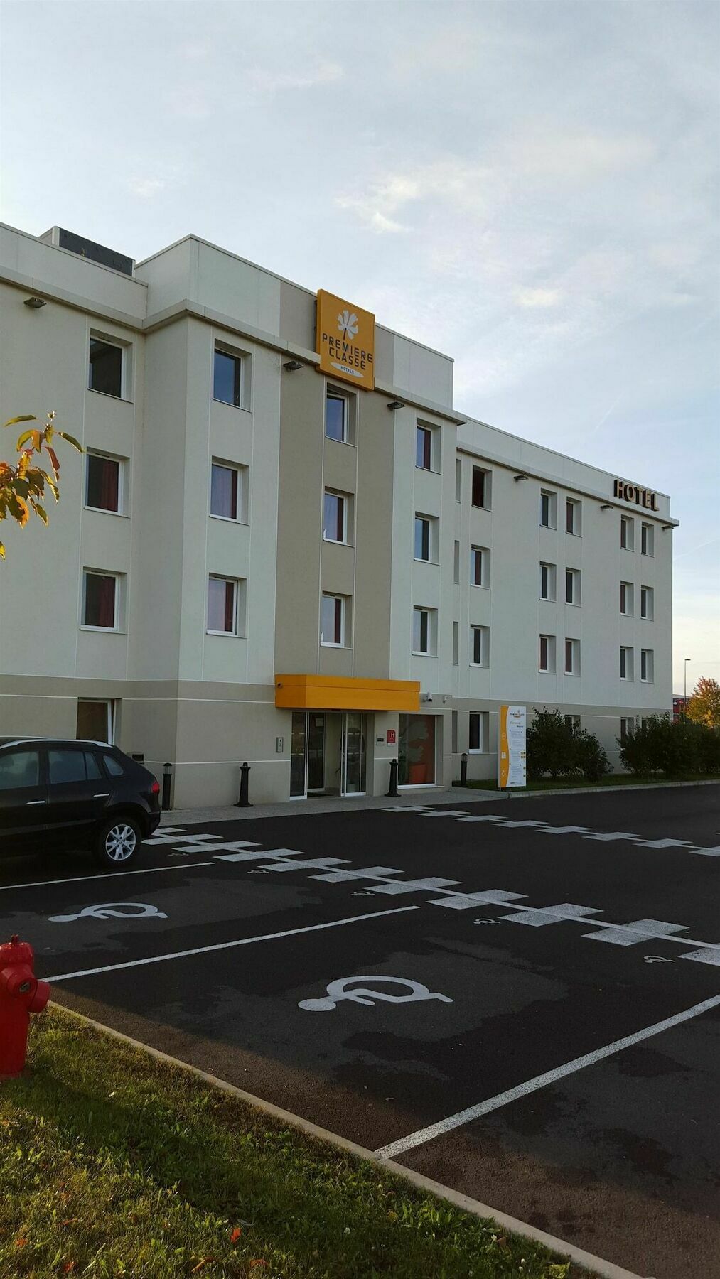 Premiere Classe Sens Nord- Saint Clement Ngoại thất bức ảnh